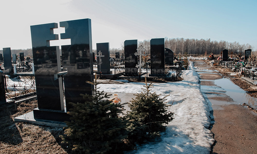 Почему названо кладбище. Городское кладбище Новочебоксарск. Кладбище Яуши. Кладбище 1 Чебоксары. Вурнары кладбище.