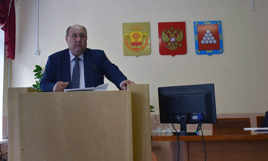 Александр Семенов возглавил администрацию Ядринского района