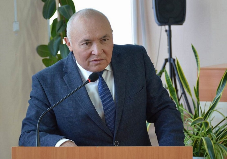 Глава администрации Вурнарского района покинул свой пост