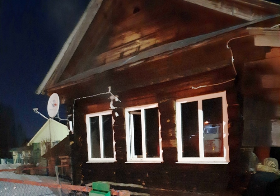 В Красночетайском районе подожгли дом сельчанина