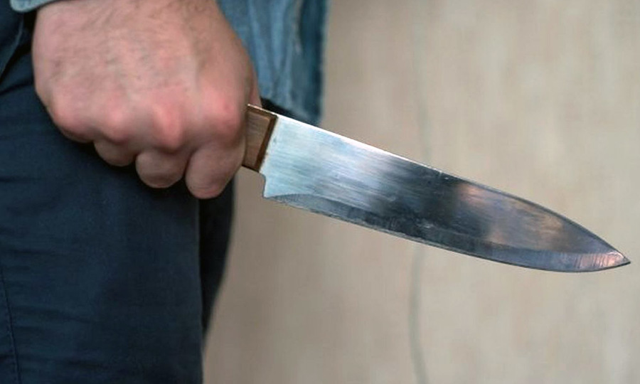 Новочебоксарец получил два года условно за удар ножом в шею сына